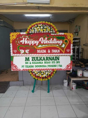 Papan Bunga di Gereja Bethany